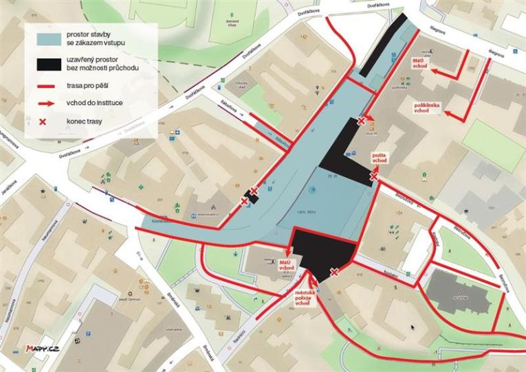 Tišnov -  od&nbsp;27.11. uzavřeno pro&nbsp;pěší nárožní ulice Bezručova a&nbsp;nám. Míru